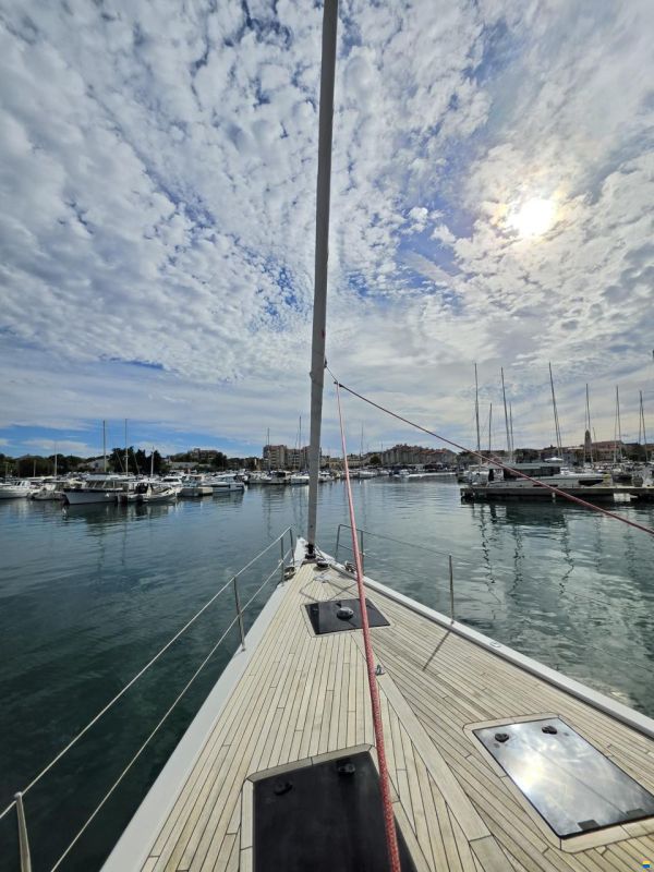 Bavaria C65 Lightwave