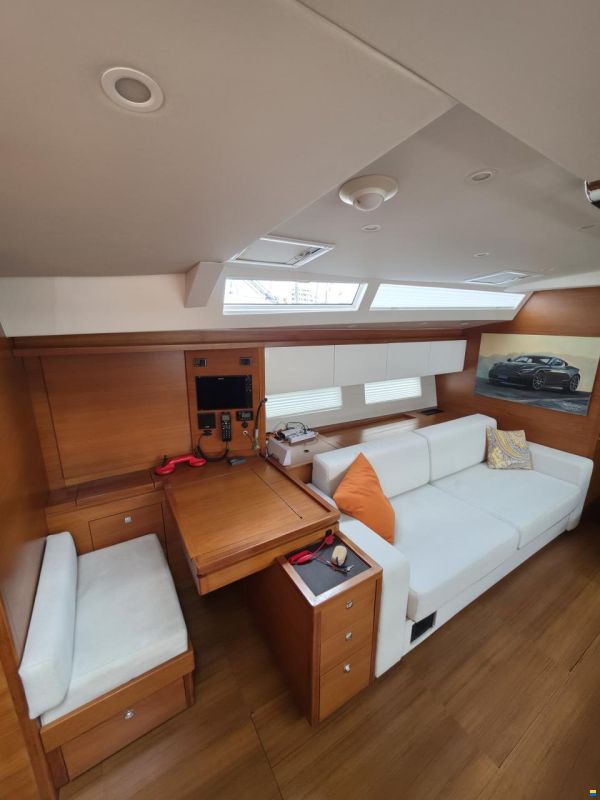 Bavaria C65 Lightwave