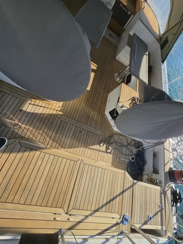 Bavaria C65 Lightwave