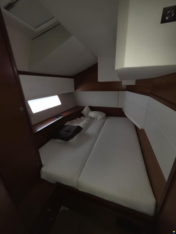 Bavaria C65 Lightwave