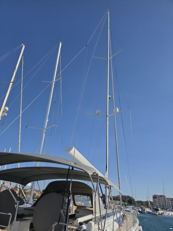 Bavaria C65 Lightwave
