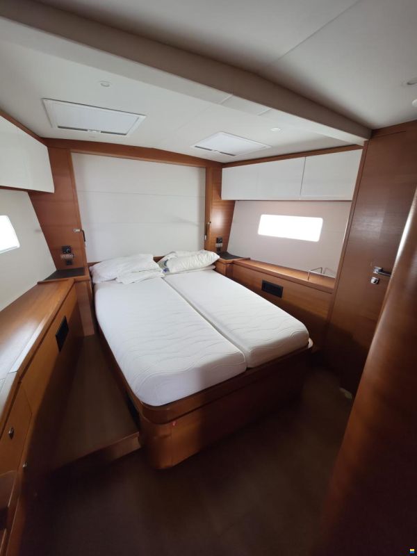 Bavaria C65 Lightwave