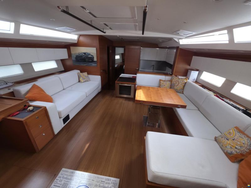 Bavaria C65 Lightwave