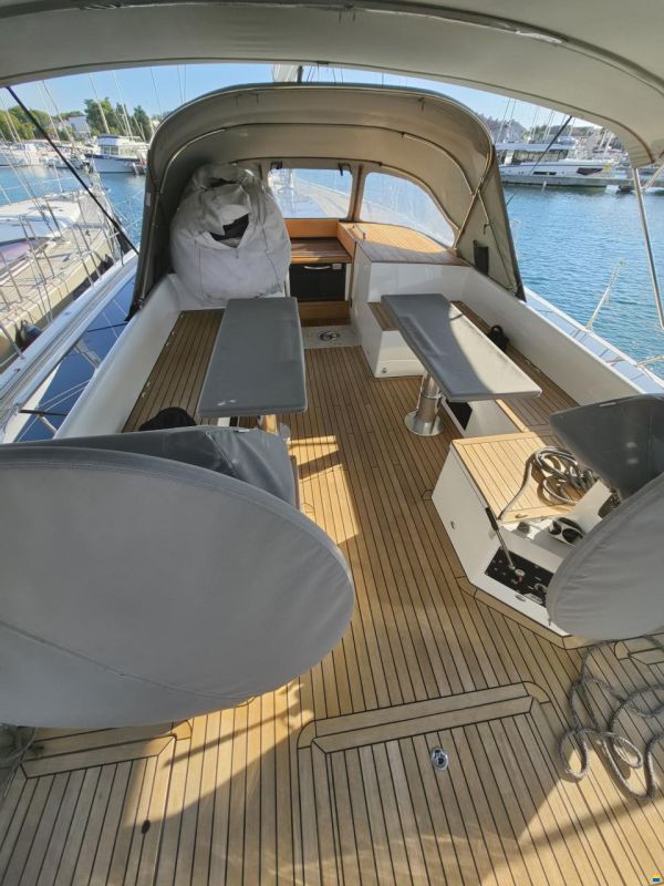 Bavaria C65 Lightwave