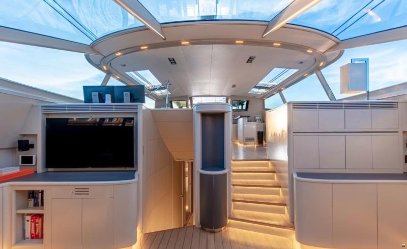Alloy Yachts 35m