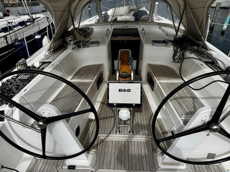 Hanse 445