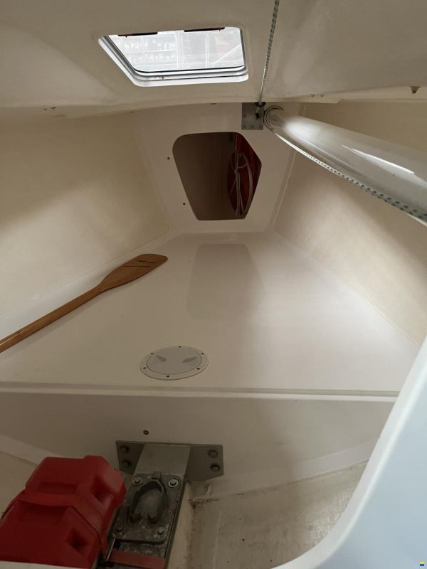 J Boats J 80