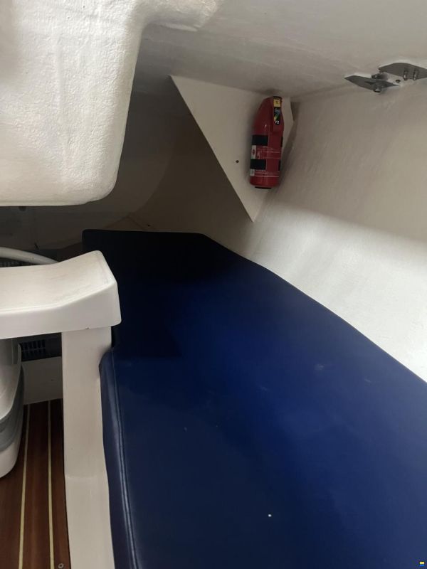 J Boats J 80