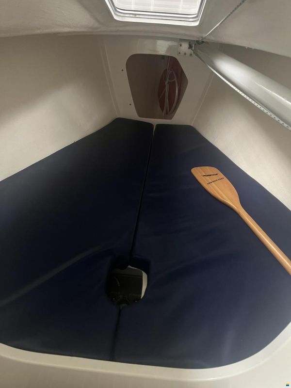 J Boats J 80
