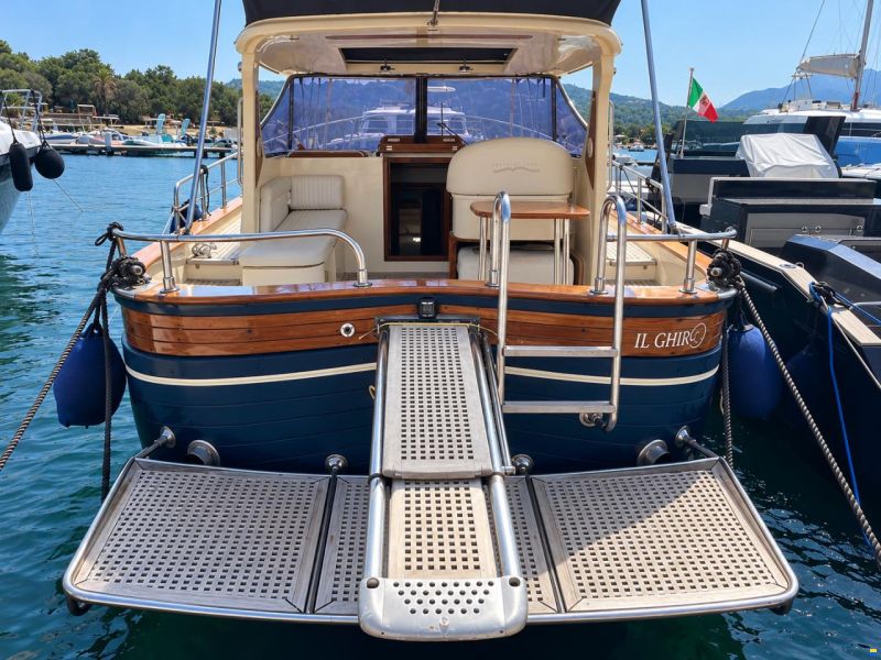 Fratelli Aprea 32 Hard Top