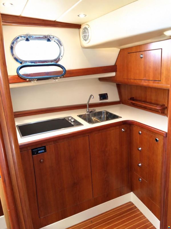 Fratelli Aprea 32 Hard Top
