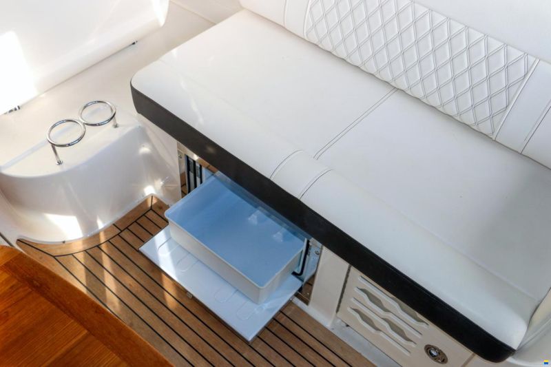 Sea Ray SLX 280