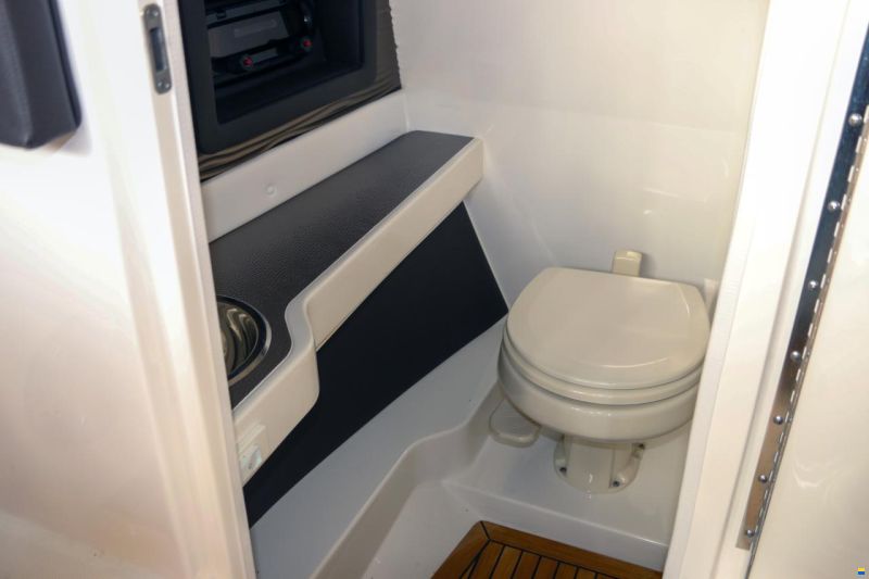 Sea Ray SLX 280