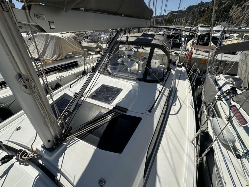 Dufour 37