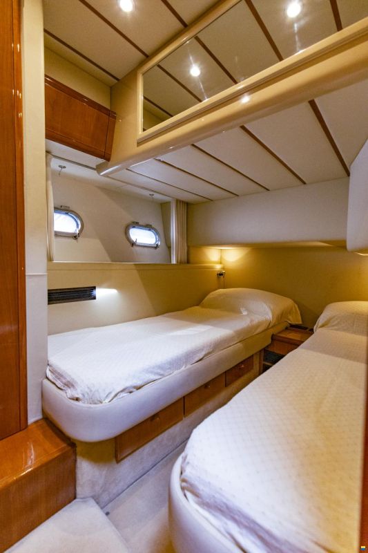 Ferretti 480 Fly