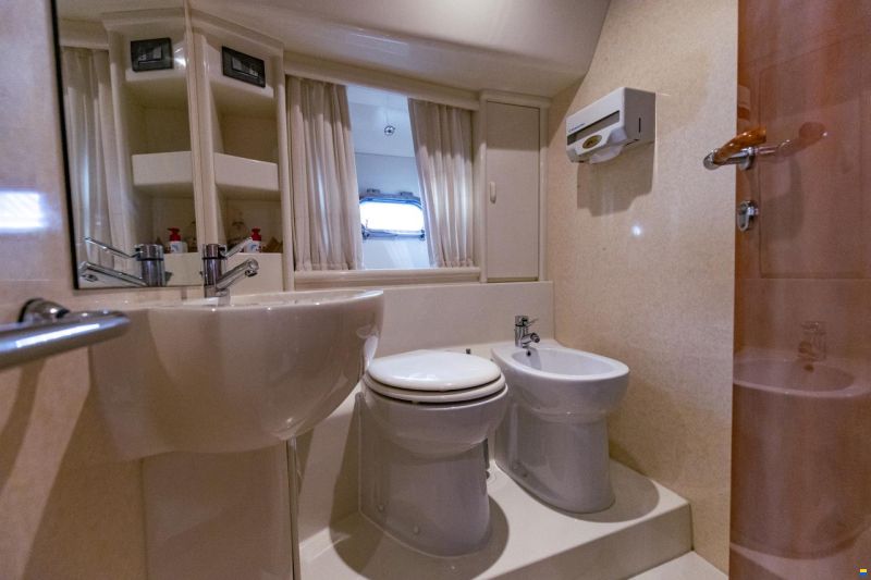 Ferretti 480 Fly