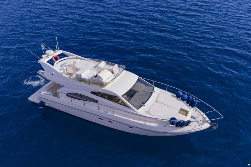 Ferretti 480 Fly