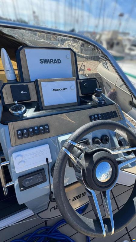 Ranieri Next 285 LX