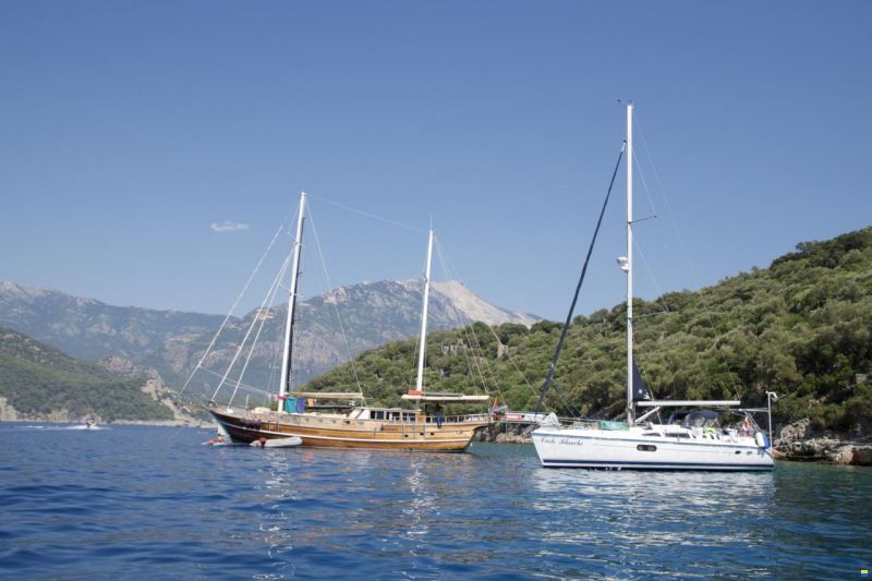 Hunter 410