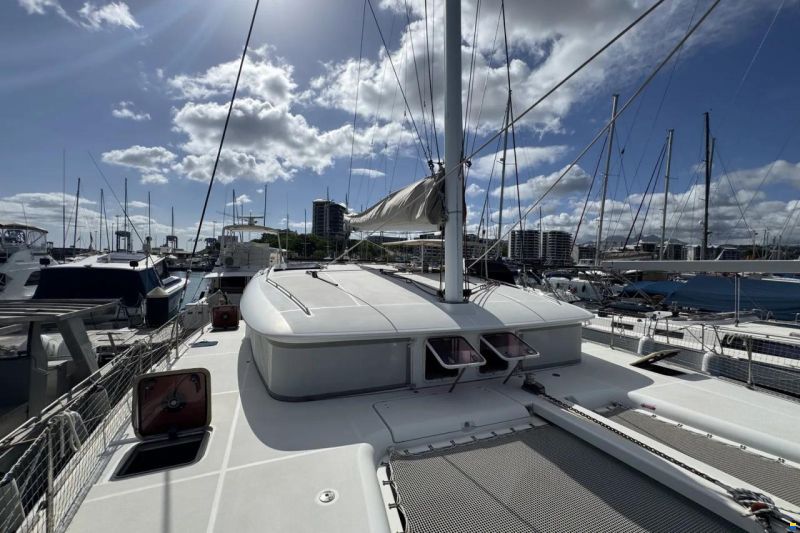 Lagoon 400