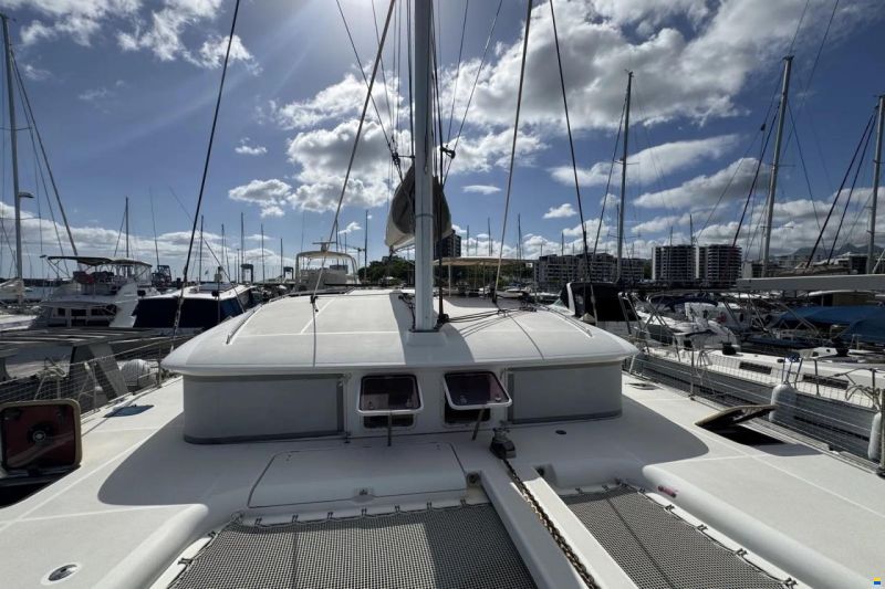 Lagoon 400