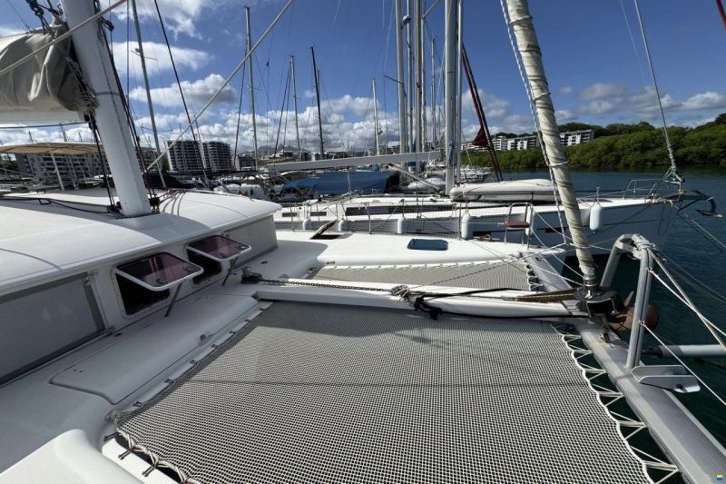 Lagoon 400