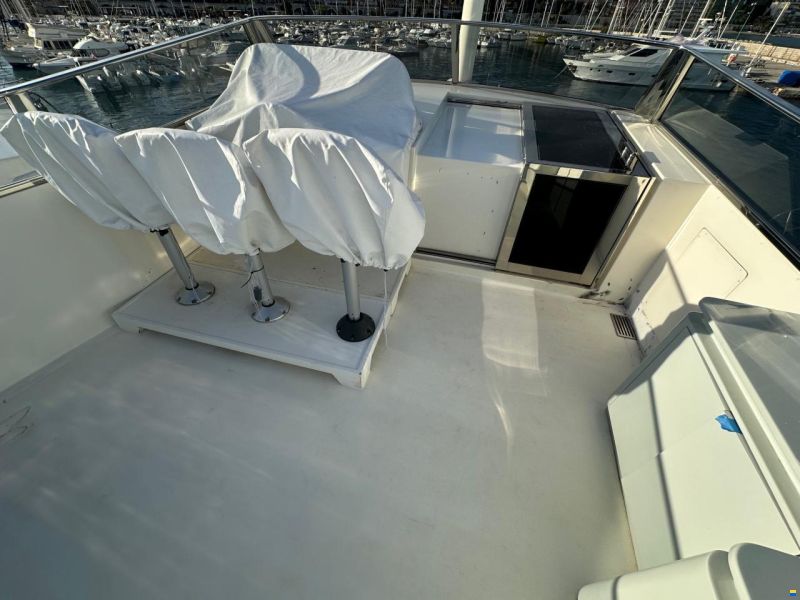 Falcon Yachts 102