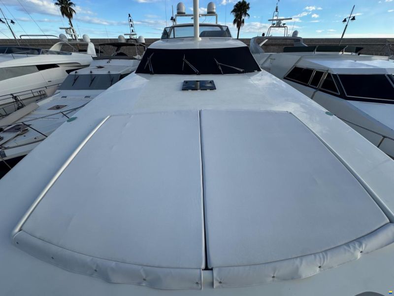 Falcon Yachts 102
