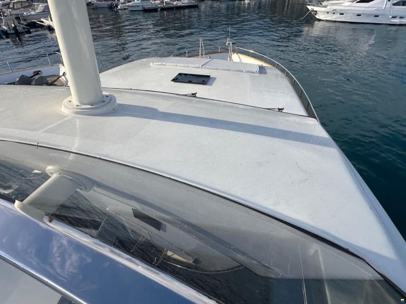 Falcon Yachts 102