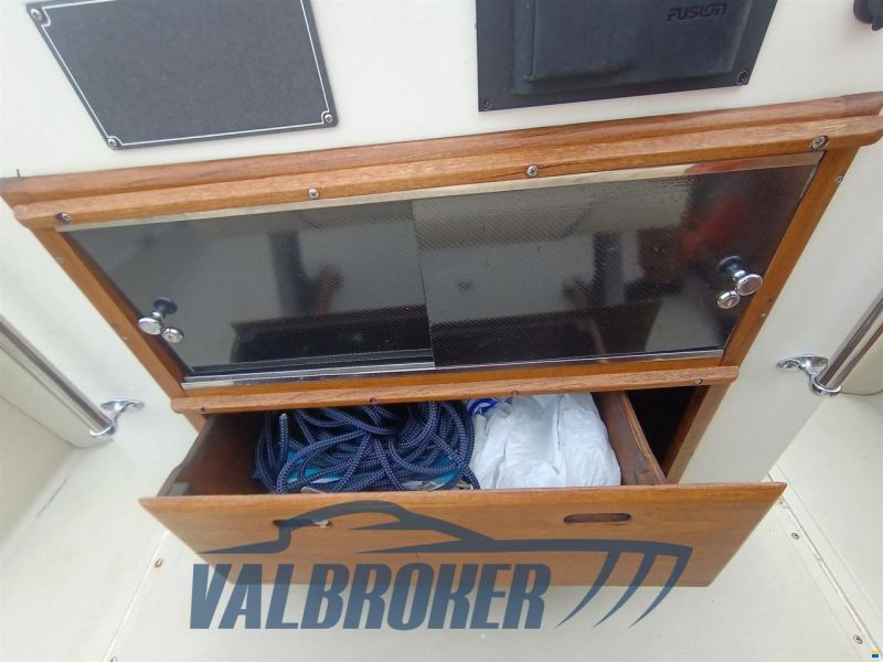 Boston Whaler OUTRAGE 22