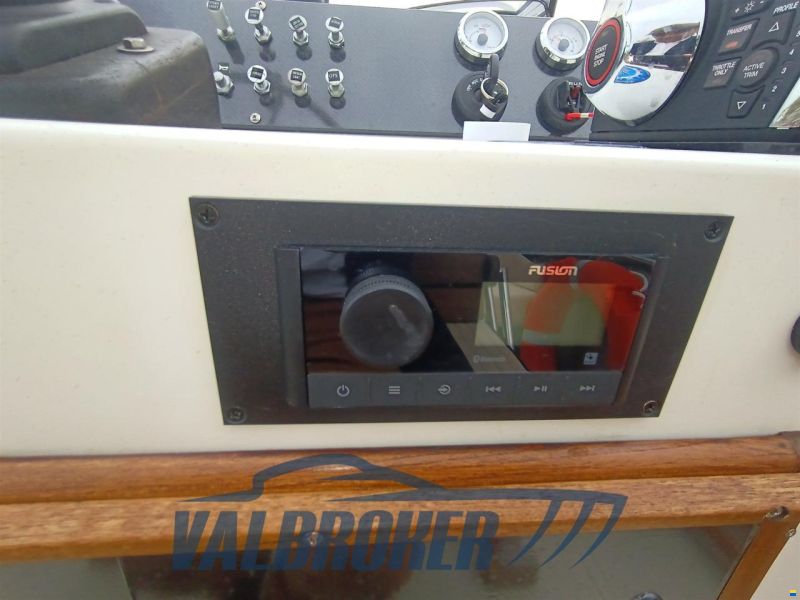 Boston Whaler OUTRAGE 22