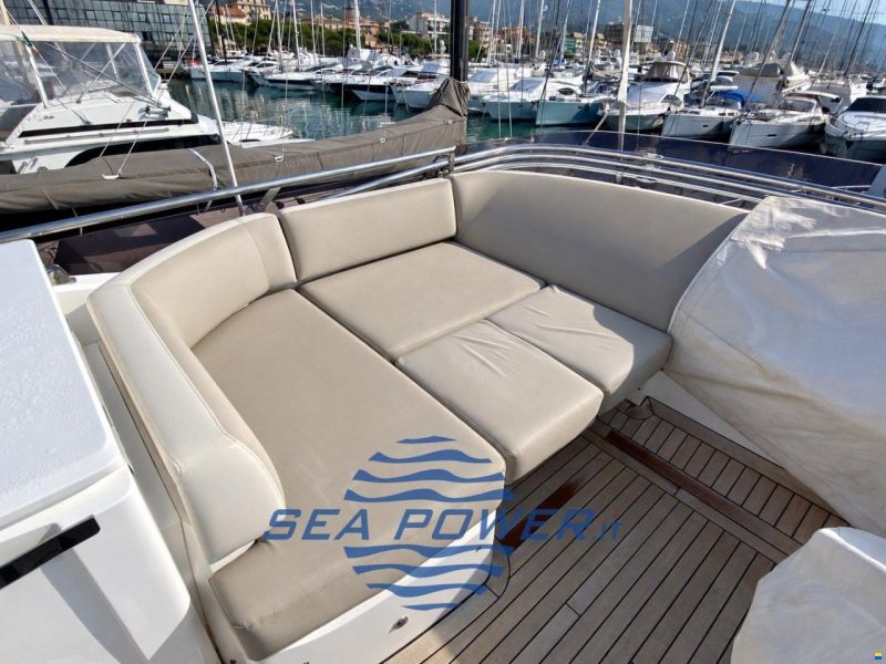 Princess Yachts. F 49