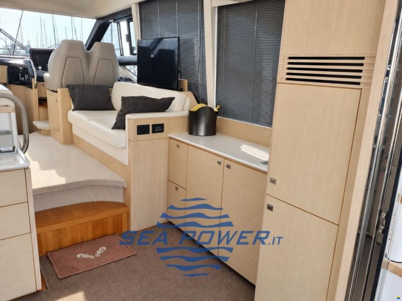 Princess Yachts. F 49