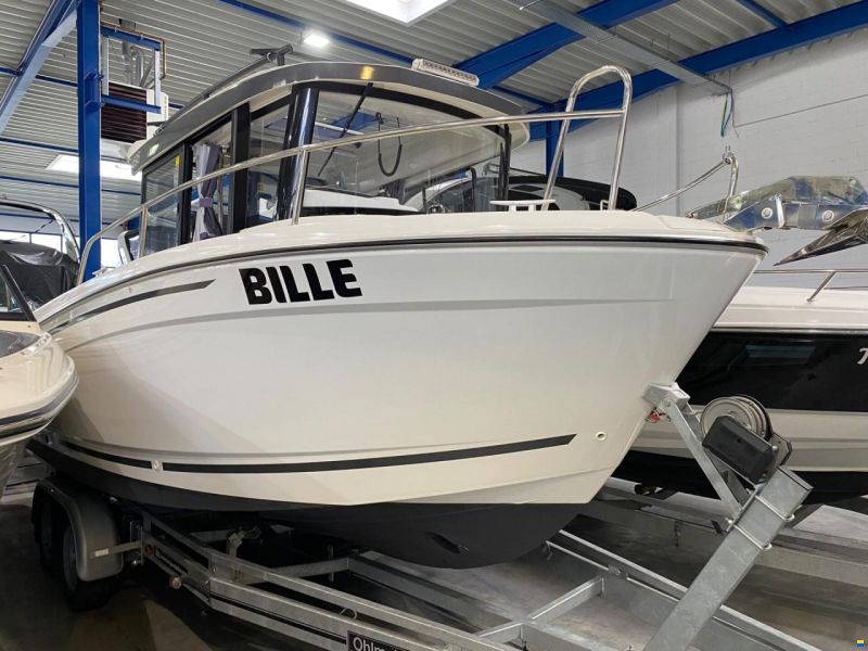 Jeanneau MF 695 Marlin