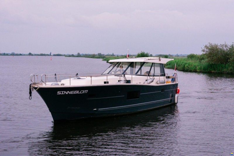 Delphia Escape 1350