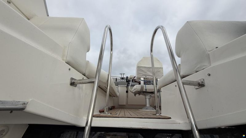 Bayliner 3688 Fly