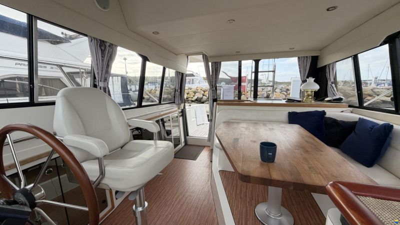 Bayliner 3688 Fly