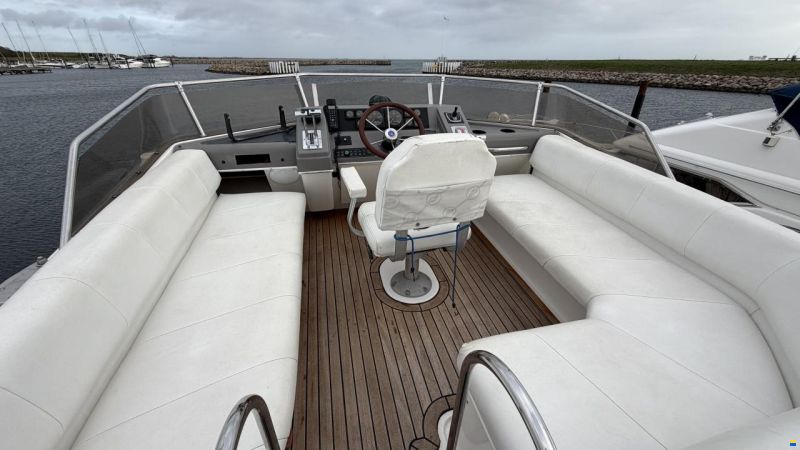 Bayliner 3688 Fly