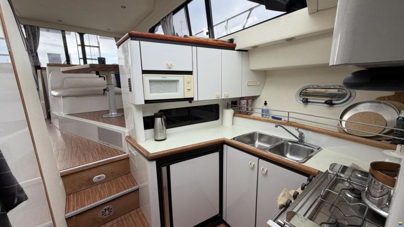 Bayliner 3688 Fly