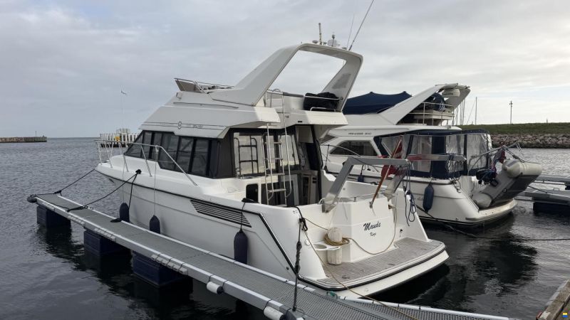 Bayliner 3688 Fly