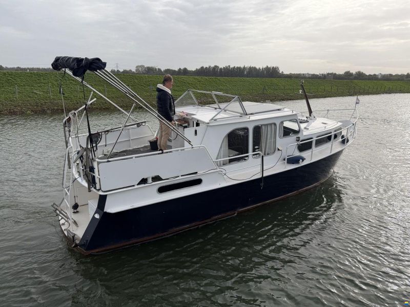 Merwekruiser 1050