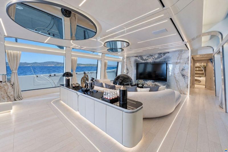 Overmarine Mangusta 165 REV