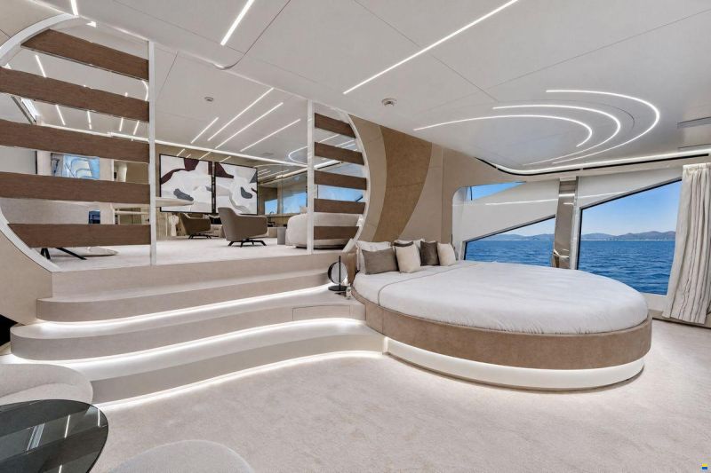 Overmarine Mangusta 165 REV