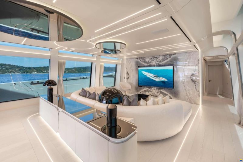 Overmarine Mangusta 165 REV