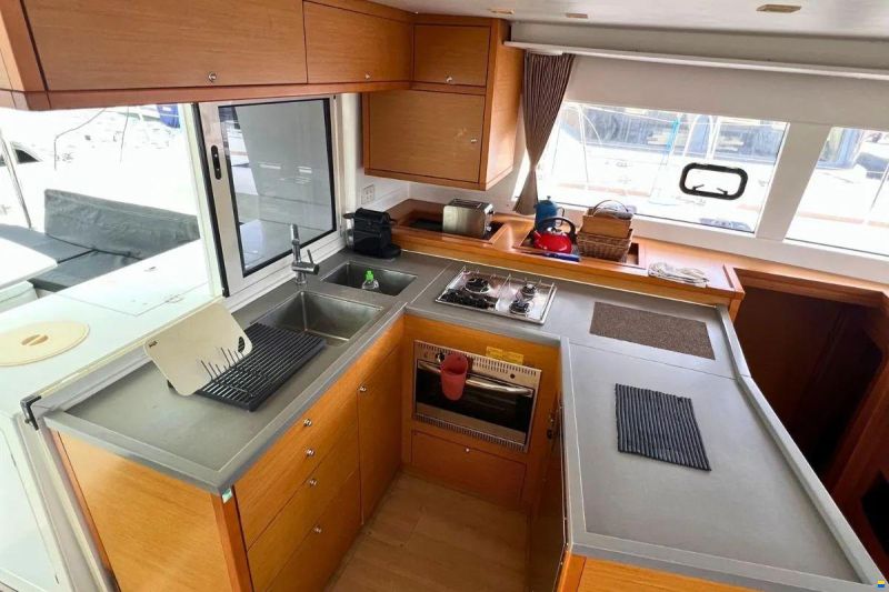 Lagoon 450 F