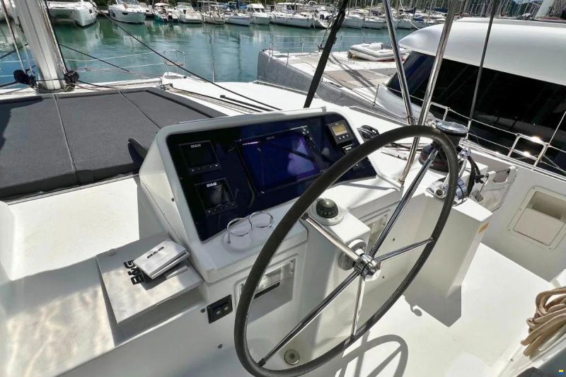 Lagoon 450 F