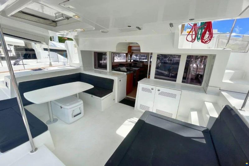 Lagoon 450 F