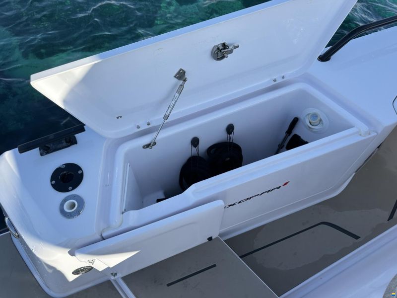 Axopar 37 Sun-Top