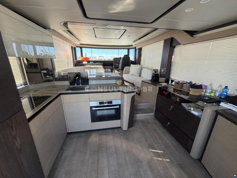 Absolute Navetta 52