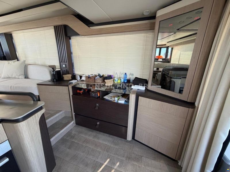 Absolute Navetta 52